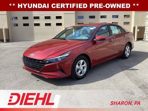 Certified 2023 Hyundai Elantra SE FWD image 3