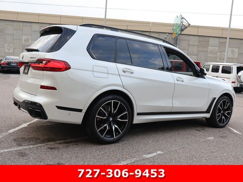 Used 2022 BMW X7 xDrive40i w/ M Sport Package AWD/4WD image 10