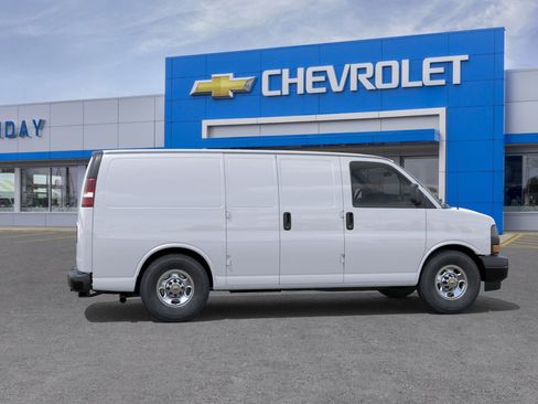 New 2026 Chevrolet Express 2500 w/ Driver Convenience Package image 5