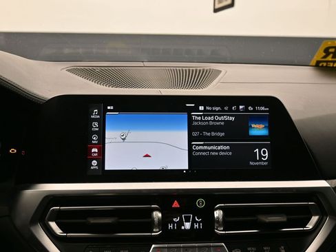 Used 2022 BMW M3 Competition w/ M Carbon Exterior Package image 20