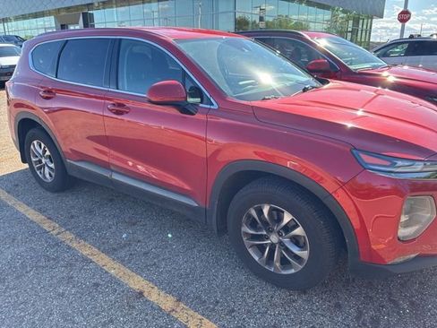 Used 2019 Hyundai Santa Fe SEL FWD image 3