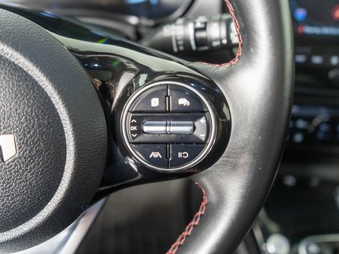 Used 2023 Kia Soul GT-Line FWD image 17