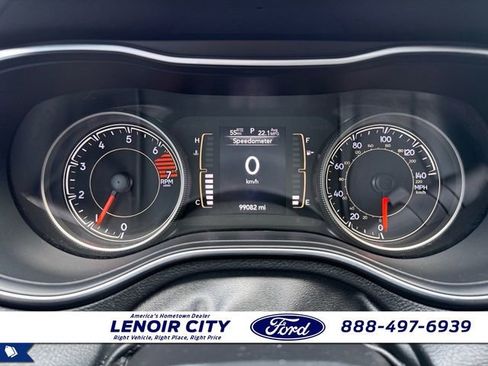 Used 2020 Jeep Cherokee Latitude Plus FWD image 22