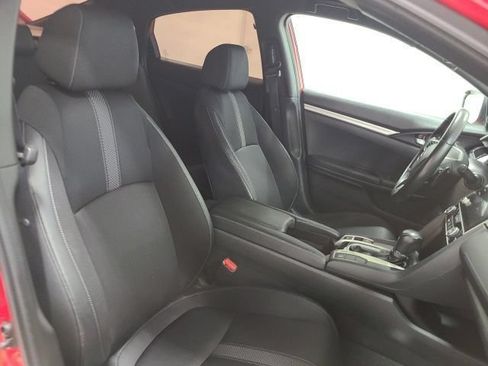 Used 2019 Honda Civic Sport image 11