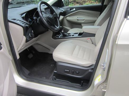 Used 2017 Ford Escape Titanium AWD/4WD image 11