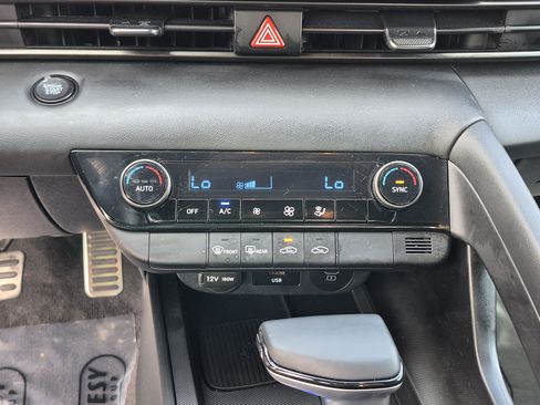 Certified 2025 Hyundai Elantra Sport FWD image 24