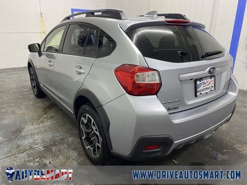 Used 2017 Subaru Crosstrek 2.0i Limited image 5