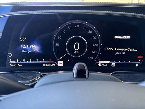 Certified 2022 Cadillac Escalade Premium Luxury image 11