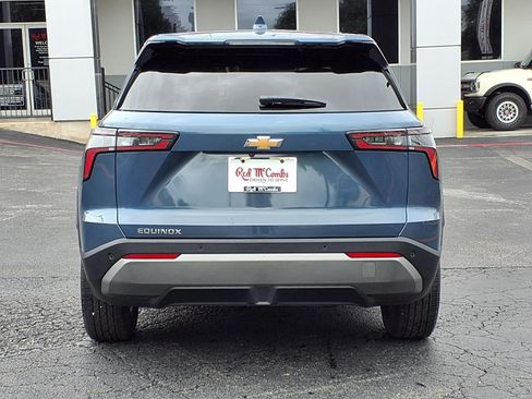 Used 2026 Chevrolet Equinox LT FWD image 7