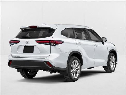 New 2026 Toyota Highlander Limited AWD/4WD image 2