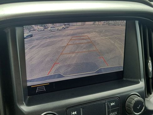 Used 2020 Chevrolet Colorado LT w/ Safety Package image 24