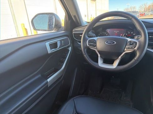 Used 2023 Ford Explorer XLT w/ Equipment Group 202A image 15