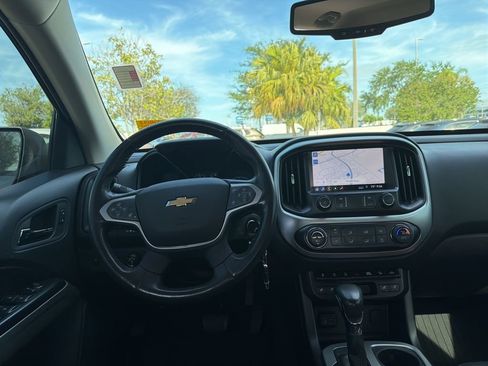 Used 2022 Chevrolet Colorado ZR2 w/ ZR2 Dusk Special Edition image 13