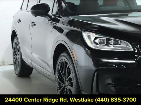 Used 2023 Lincoln Corsair Reserve w/ Equipment Group 201A AWD/4WD image 9