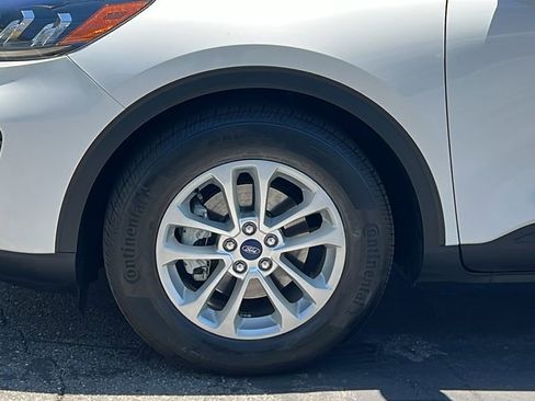 Certified 2022 Ford Escape SE FWD image 8