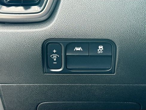 Certified 2023 Kia Sorento S AWD/4WD image 13