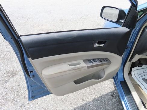 Used 2007 Toyota Prius FWD image 12