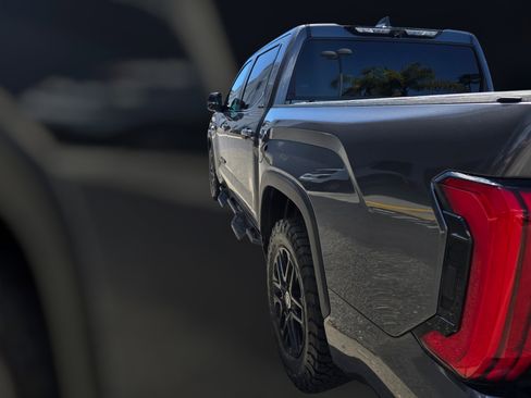 Used 2024 Toyota Tundra Limited image 10