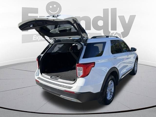 Used 2022 Ford Explorer XLT w/ Equipment Group 202A AWD/4WD image 45