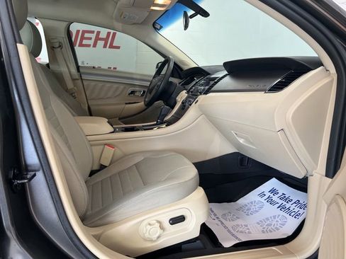 Used 2019 Ford Taurus SE FWD image 12