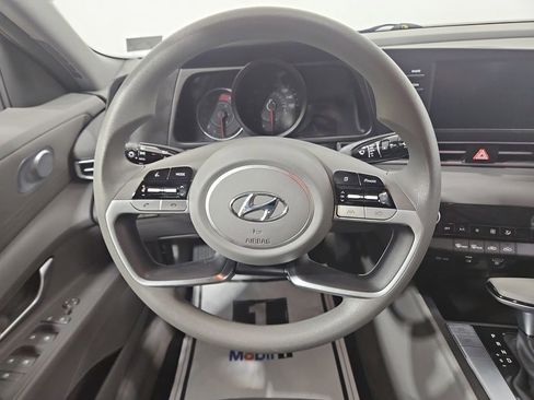 Used 2023 Hyundai Elantra SEL w/ Cargo Package FWD image 15