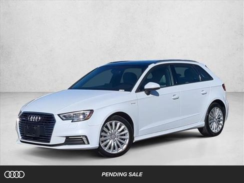 Used 2017 Audi A3 e-tron Premium image 1