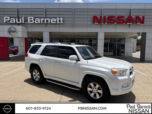 Used 2011 Toyota 4Runner SR5 RWD image 2