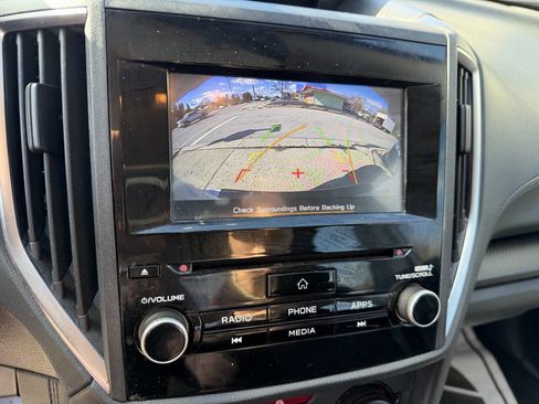 Used 2019 Subaru Impreza 2.0i Premium image 25