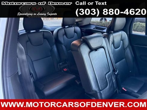 Used 2017 Volvo XC90 T6 Momentum w/ Vision Package image 12