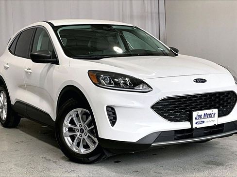 Used 2022 Ford Escape SE w/ Convenience Package image 1