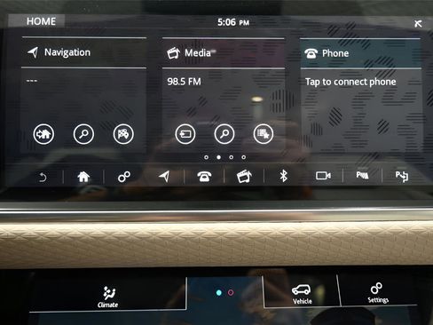 Used 2020 Land Rover Range Rover Velar R-Dynamic S AWD/4WD image 25