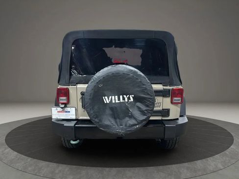 Used 2017 Jeep Wrangler Unlimited Sport image 4