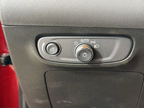 Used 2024 Buick Encore GX Avenir w/ Avenir Technology Package FWD image 12