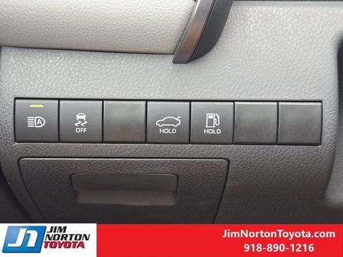 Used 2024 Toyota Camry LE w/ Convenience Package FWD image 23