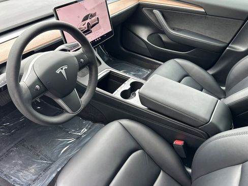 Used 2022 Tesla Model 3 Long Range image 10