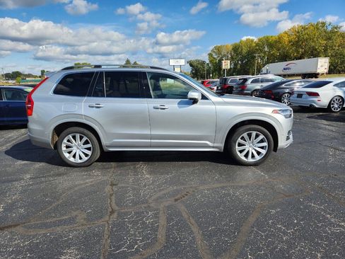 Used 2019 Volvo XC90 T6 Momentum w/ Advanced Package AWD/4WD image 9