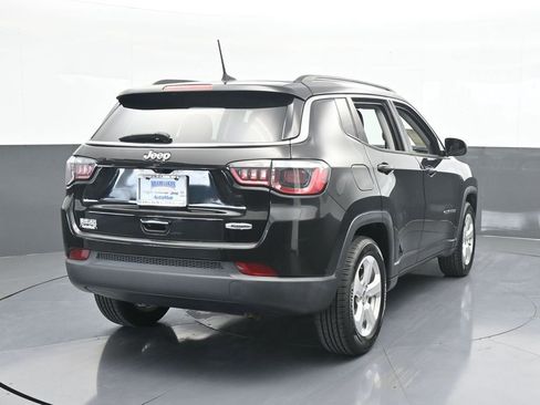 Used 2019 Jeep Compass Latitude w/ Popular Equipment Group image 5