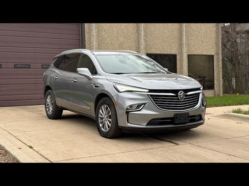 Used 2024 Buick Enclave Premium image 1