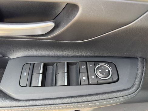 Used 2025 Toyota Grand Highlander LE image 20