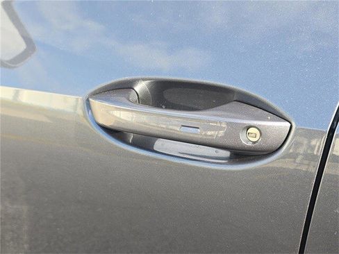 New 2026 Volkswagen Tiguan S image 7