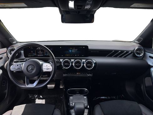 Used 2023 Mercedes-Benz CLA 35 AMG 4MATIC image 10