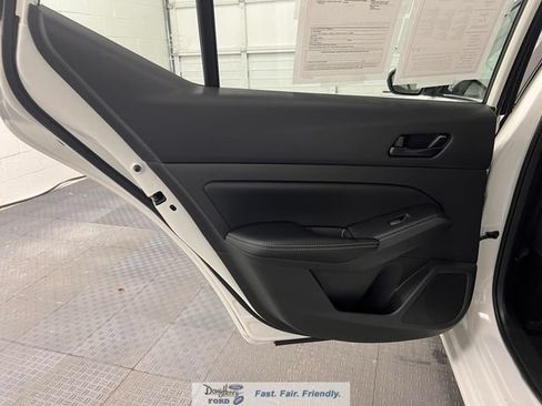 Used 2025 Nissan Altima 2.5 SV FWD image 28