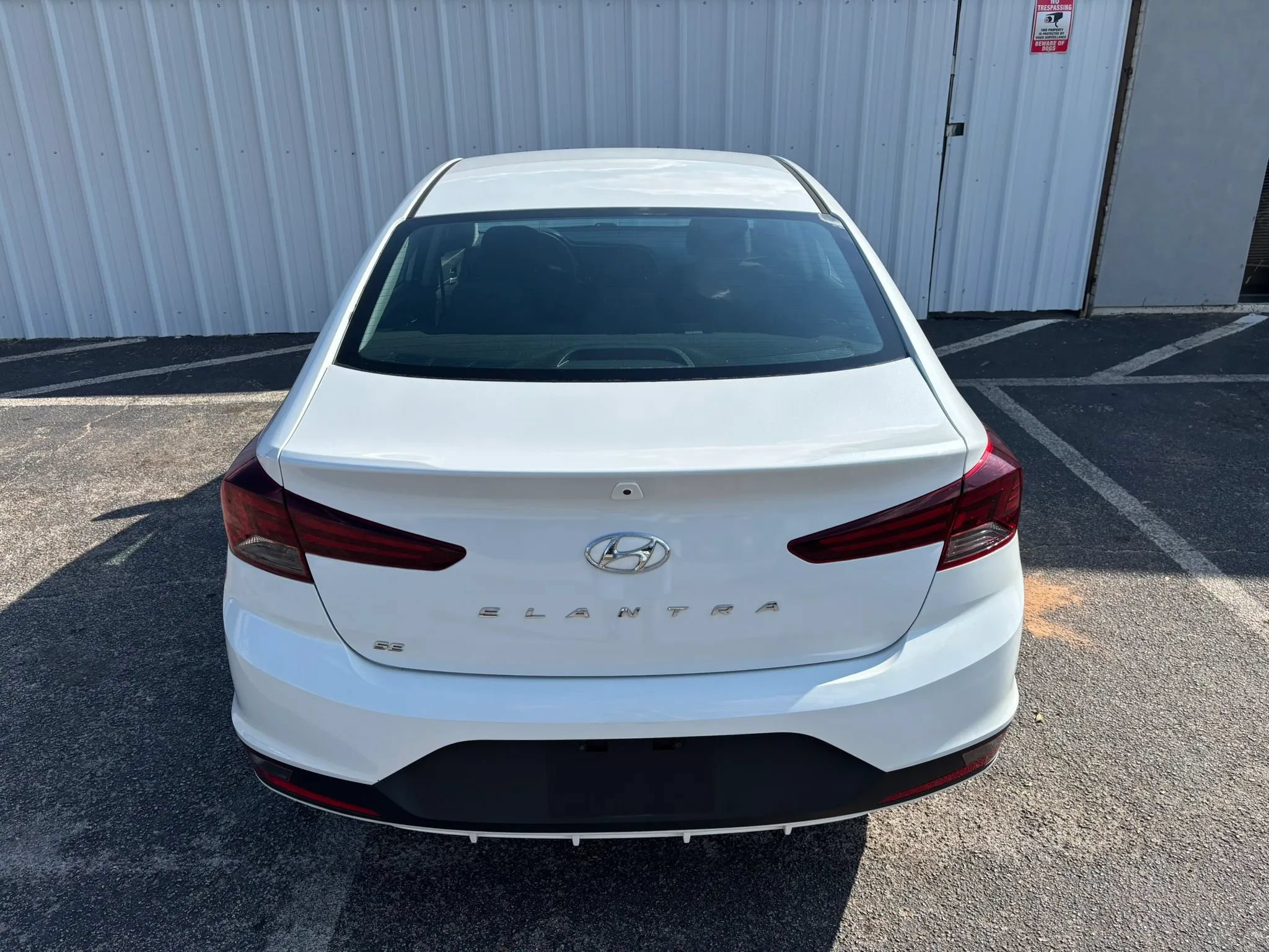 Used 2020 Hyundai Elantra SE w/ Cargo Package (C1) FWD image 5