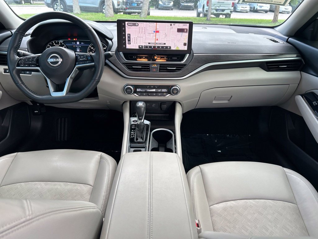 Used 2024 Nissan Altima 2.5 SL FWD image 10