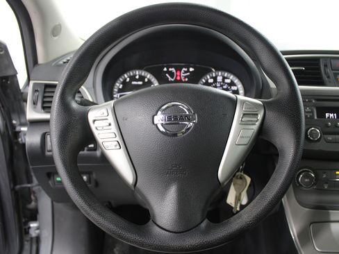 Used 2014 Nissan Sentra FE+ SV image 9