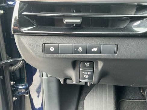 Certified 2025 Nissan Murano SL AWD/4WD image 17