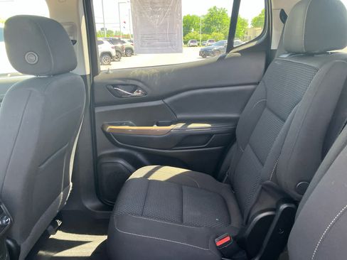 Used 2021 GMC Acadia SLE w/ Driver Convenience Package FWD image 36