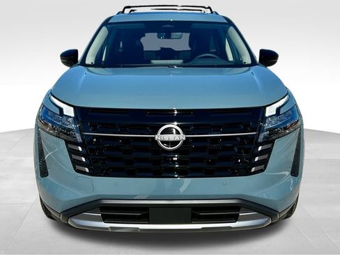 New 2026 Nissan Pathfinder SL w/ SL Premium Package image 2