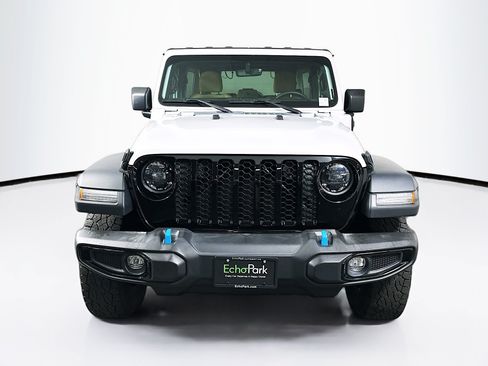 Used 2023 Jeep Wrangler Unlimited w/ 8.4" Radio Group AWD/4WD image 2