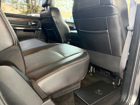 Used 2017 RAM 1500 Laramie w/ Convenience Group image 30